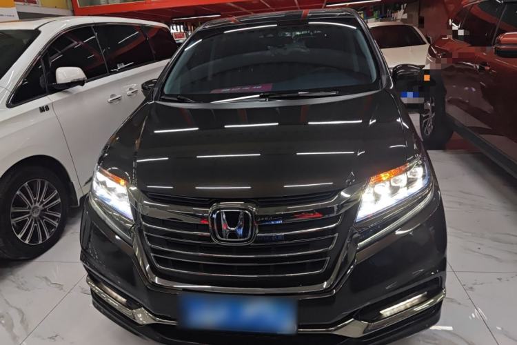Used Honda Elysion 2019 2.0L Hybrid Luxury Edition Front