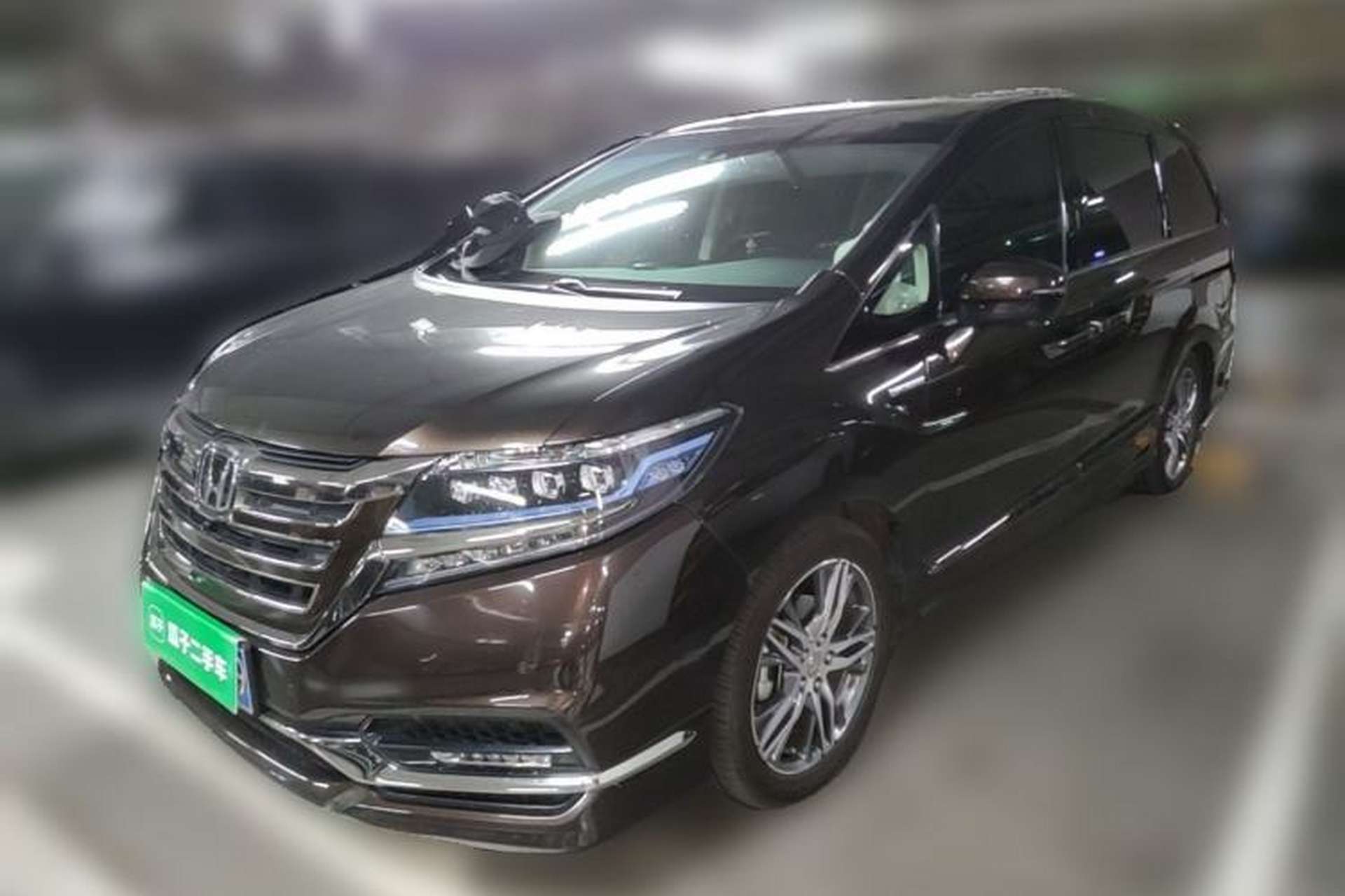 Used Honda Elysion 2019 2.0L Hybrid Luxury Edition Front Left 45 Deg