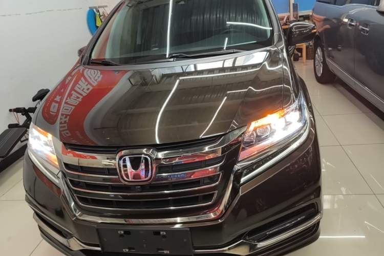 Used Honda Elysion 2019 2.0L Hybrid Supreme Edition Front