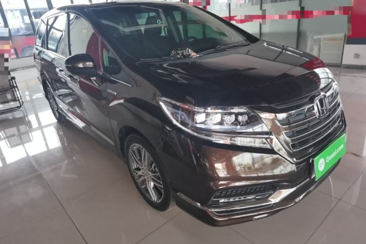 Used Honda Elysion 2019 2.0L Hybrid Luxury Edition Front Right 45 Deg