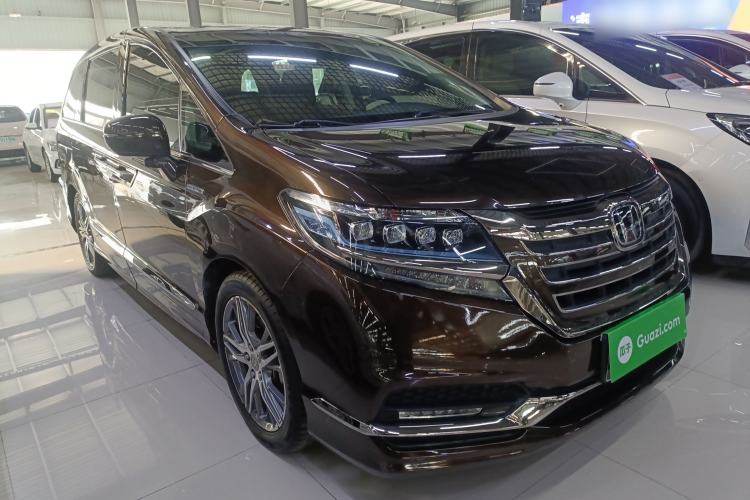 Used Honda Elysion 2019 2.0L Hybrid Luxury Edition Front Right 45 Deg
