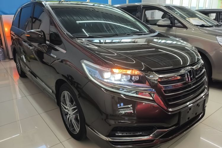 Used Honda Elysion 2019 2.0L Hybrid Supreme Edition Front Right 45 Deg