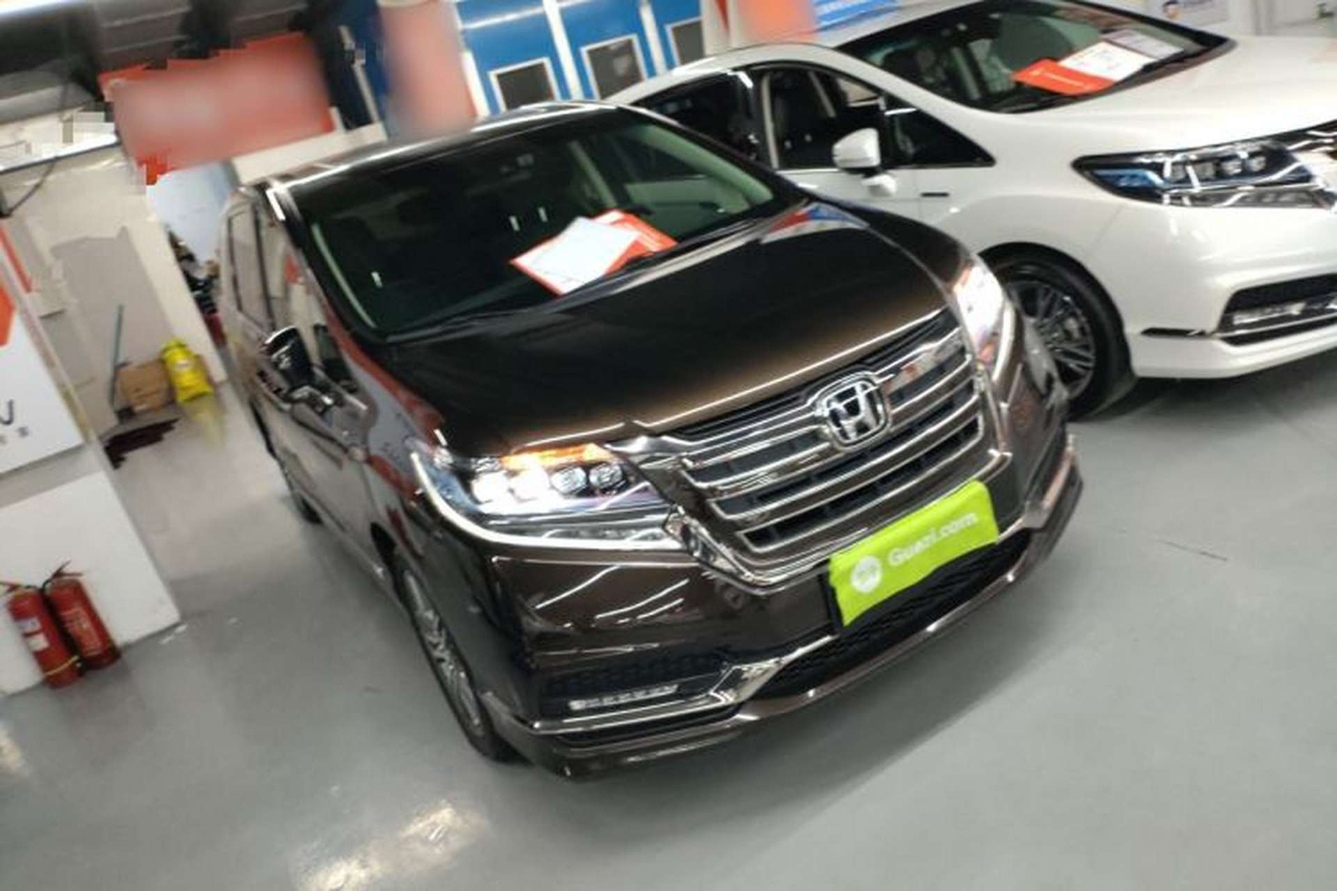 Used Honda Elysion 2019 2.0L Hybrid Luxury Edition Front Right 45 Deg