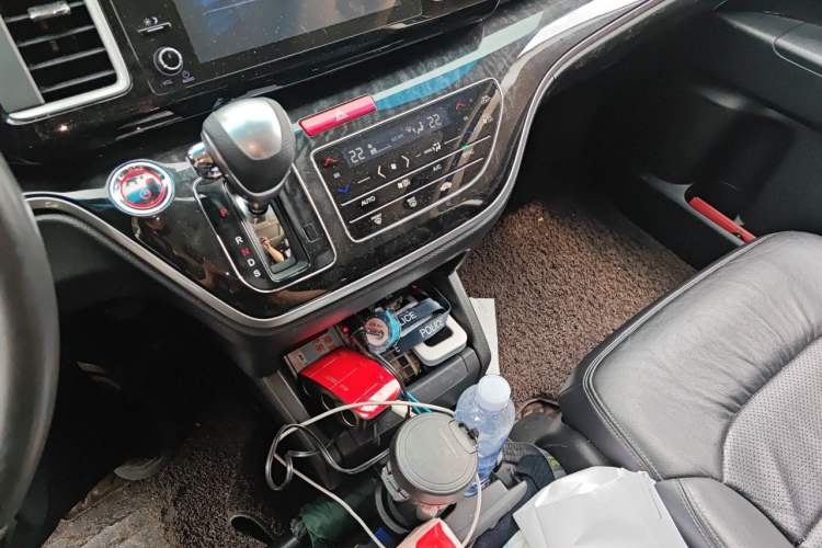 Used Honda Elysion 2019 2.0L Hybrid Luxury Edition Gear Lever
