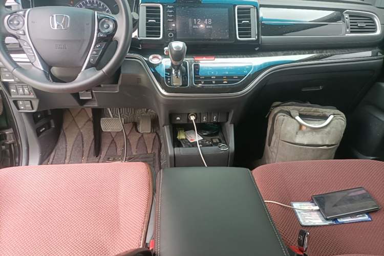 Used Honda Elysion 2019 2.0L Hybrid Luxury Edition Gear Lever