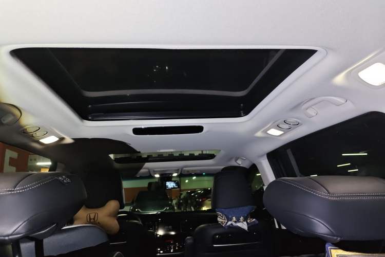 Used Honda Elysion 2019 2.0L Hybrid Luxury Edition Headliner