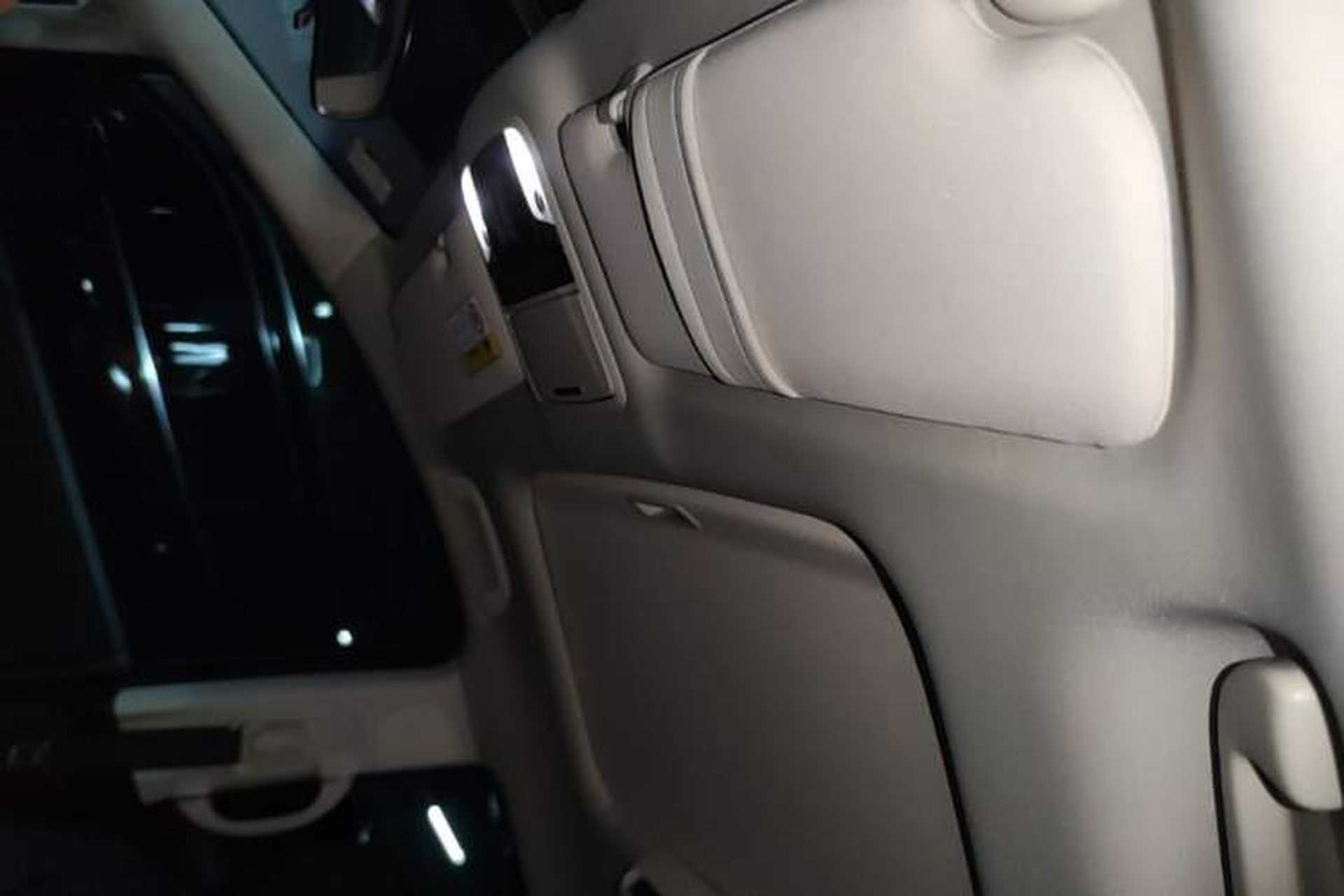 Used Honda Elysion 2019 2.0L Hybrid Luxury Edition Headliner