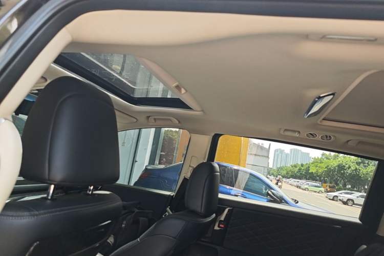 Used Honda Elysion 2019 2.0L Hybrid Luxury Edition Headliner