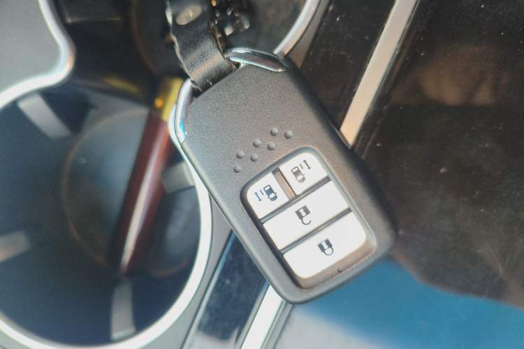 Used Honda Elysion 2019 2.0L Hybrid Luxury Edition Interior 1