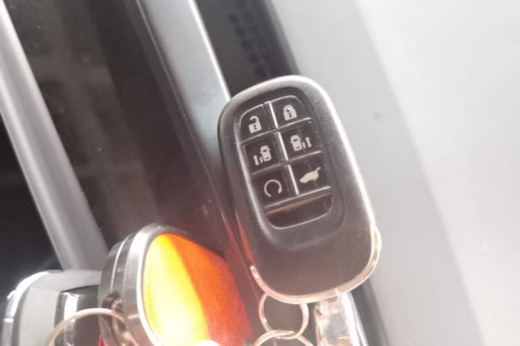 Used Honda Elysion 2019 2.0L Hybrid Luxury Edition Interior 1