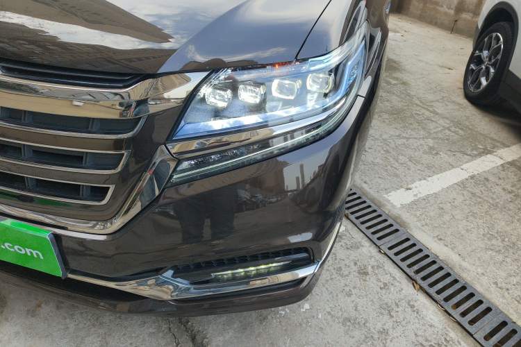 Used Honda Elysion 2019 2.0L Hybrid Luxury Edition Left Front Headlight