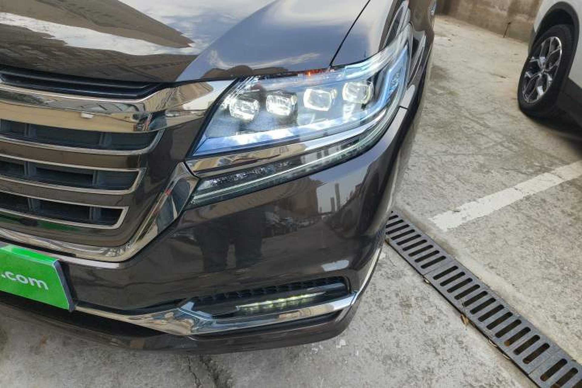 Used Honda Elysion 2019 2.0L Hybrid Luxury Edition Left Front Headlight