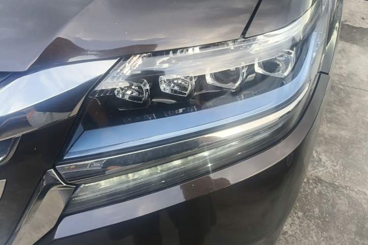Used Honda Elysion 2019 2.0L Hybrid Luxury Edition Left Front Headlight