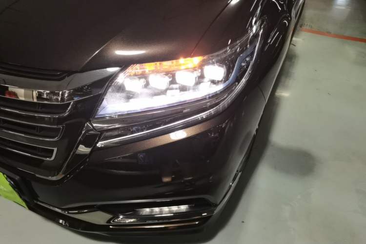 Used Honda Elysion 2019 2.0L Hybrid Luxury Edition Left Front Headlight