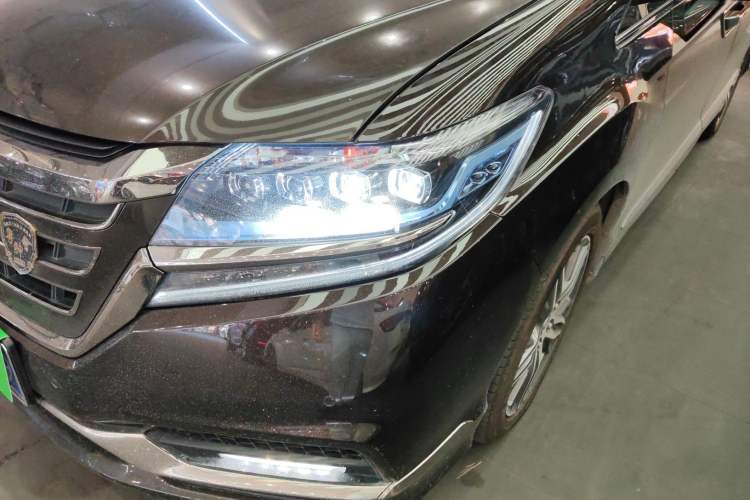 Used Honda Elysion 2019 2.0L Hybrid Luxury Edition Left Front Headlight