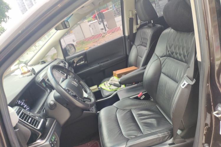 Used Honda Elysion 2019 2.0L Hybrid Luxury Edition Left Front Seat