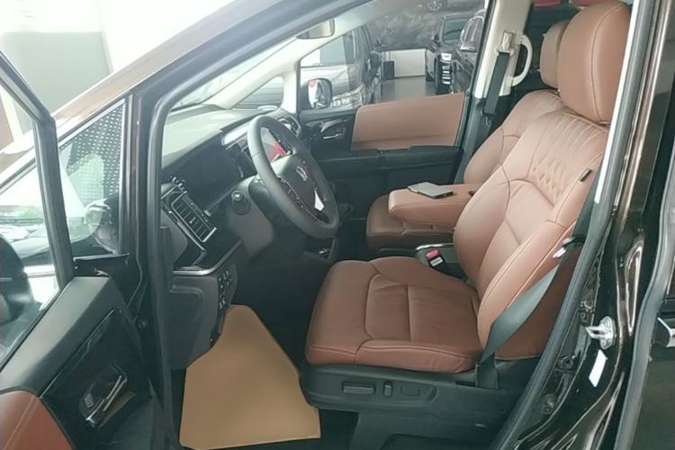 Used Honda Elysion 2019 2.0L Hybrid Luxury Edition Left Front Seat