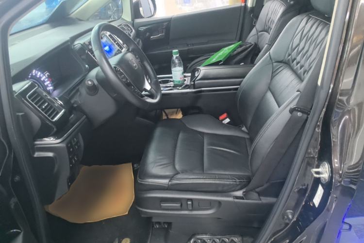 Used Honda Elysion 2019 2.0L Hybrid Luxury Edition Left Front Seat