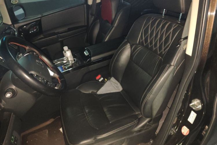 Used Honda Elysion 2019 2.0L Hybrid Luxury Edition Left Front Seat