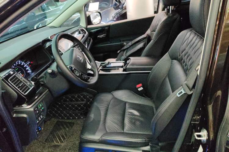 Used Honda Elysion 2019 2.0L Hybrid Luxury Edition Left Front Seat
