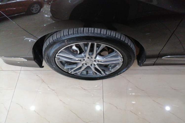 Used Honda Elysion 2019 2.0L Hybrid Luxury Edition Left Front Wheel Hub