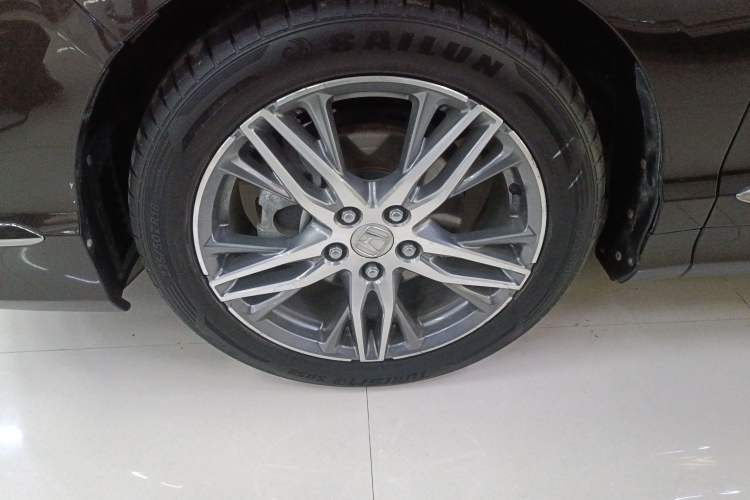 Used Honda Elysion 2019 2.0L Hybrid Luxury Edition Left Front Wheel Hub