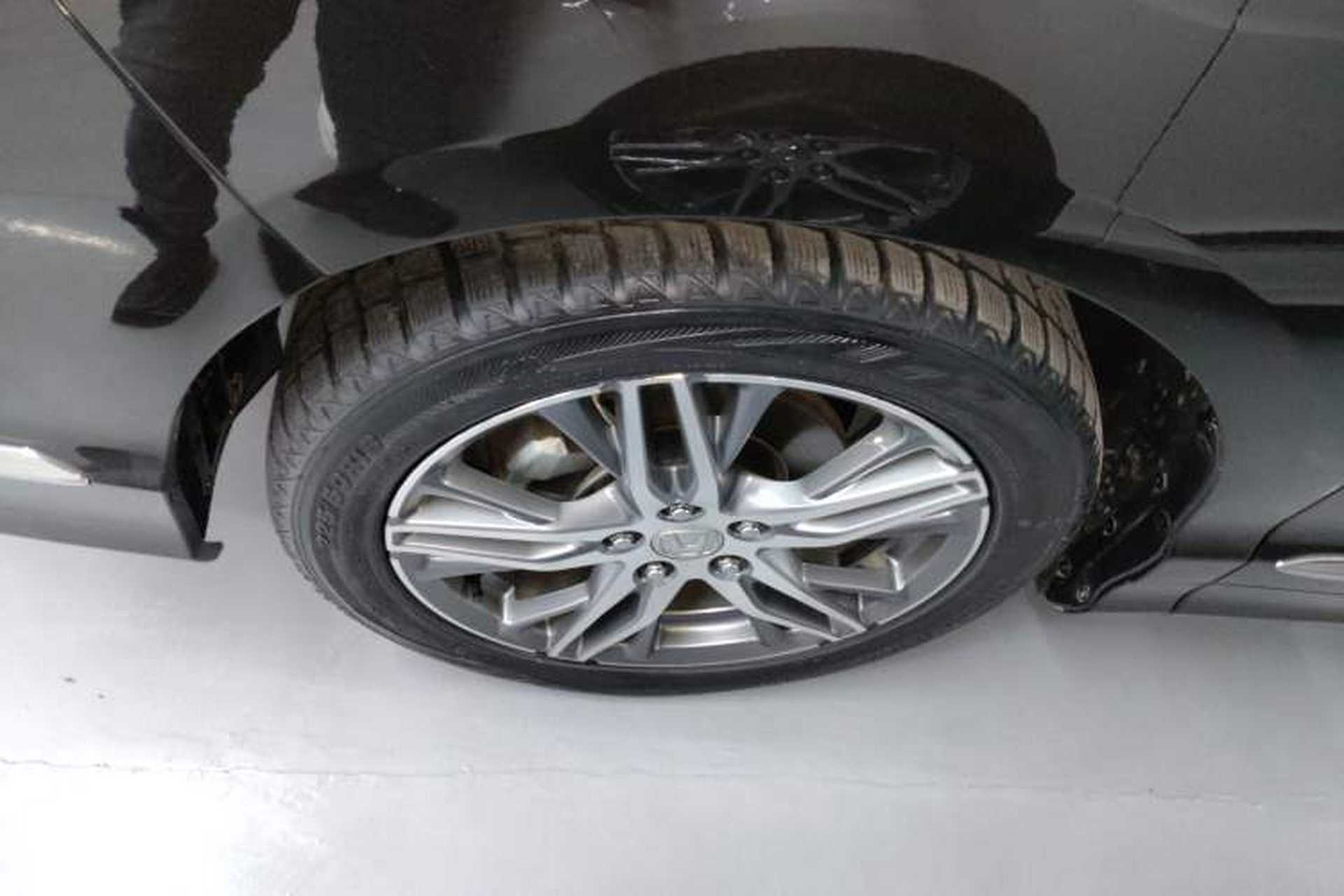 Used Honda Elysion 2019 2.0L Hybrid Luxury Edition Left Front Wheel Hub