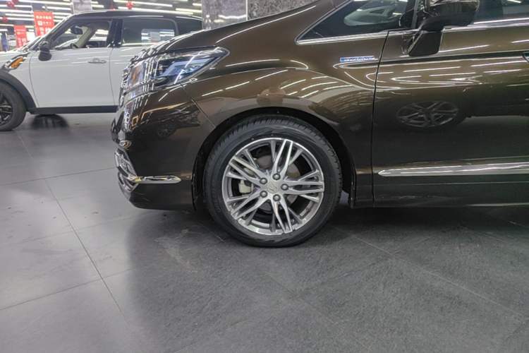 Used Honda Elysion 2019 2.0L Hybrid Luxury Edition Left Front Wheel Hub