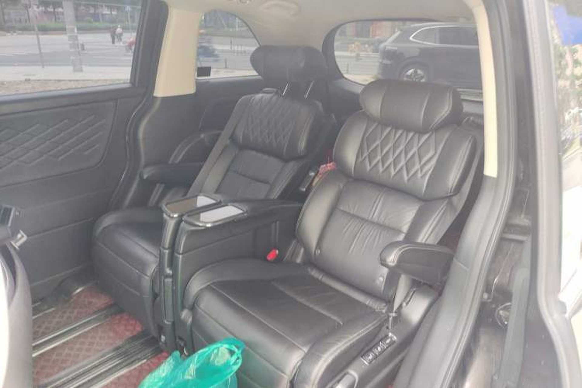 Used Honda Elysion 2019 2.0L Hybrid Luxury Edition Left Rear Seat