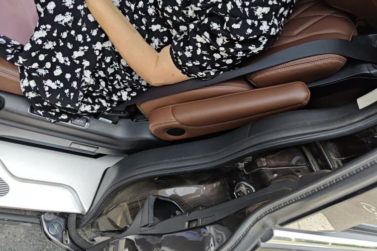 Used Honda Elysion 2019 2.0L Hybrid Supreme Edition Left Rear Seat