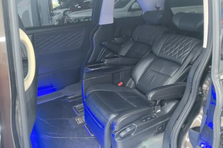 Used Honda Elysion 2019 2.0L Hybrid Luxury Edition Left Rear Seat