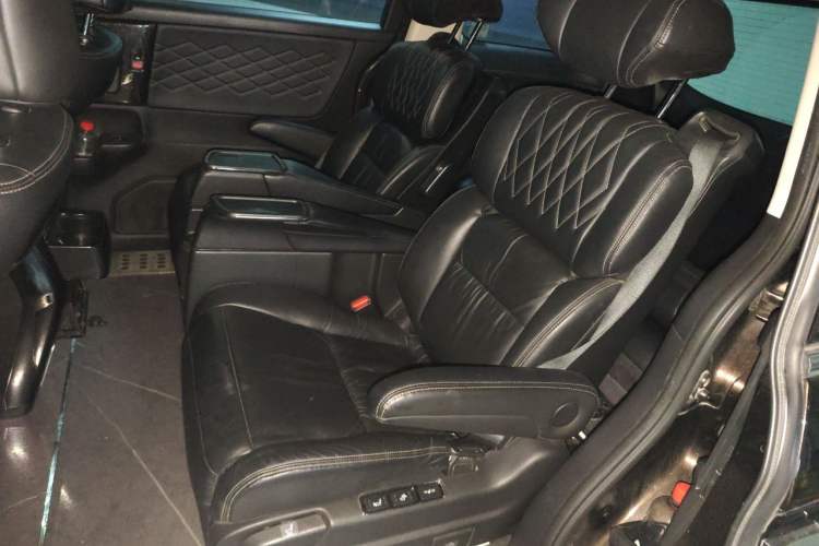 Used Honda Elysion 2019 2.0L Hybrid Luxury Edition Left Rear Seat