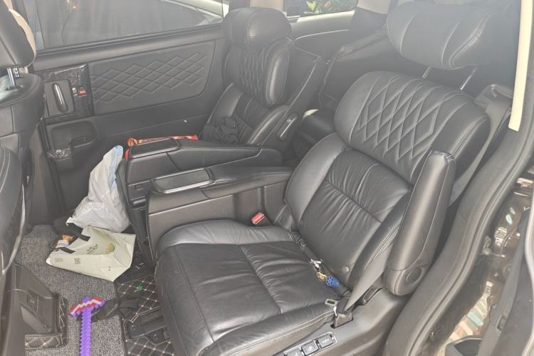Used Honda Elysion 2019 2.0L Hybrid Supreme Edition Left Rear Seat