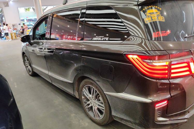 Used Honda Elysion 2019 2.0L Hybrid Luxury Edition Left Side