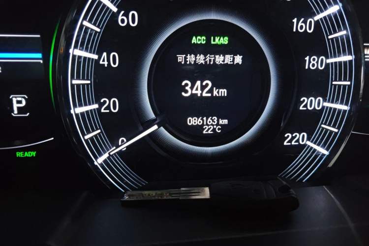 Used Honda Elysion 2019 2.0L Hybrid Luxury Edition Odometer Close Up