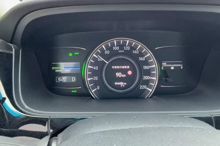 Used Honda Elysion 2019 2.0L Hybrid Luxury Edition Odometer Close Up