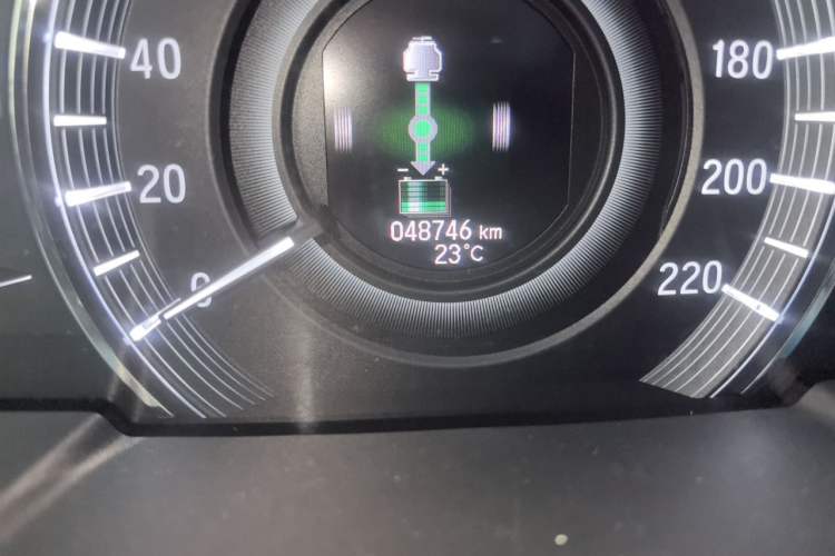 Used Honda Elysion 2019 2.0L Hybrid Luxury Edition Odometer Close Up