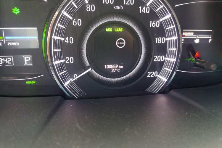 Used Honda Elysion 2019 2.0L Hybrid Luxury Edition Odometer Close Up