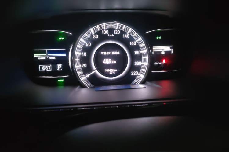 Used Honda Elysion 2019 2.0L Hybrid Luxury Edition Odometer Close Up
