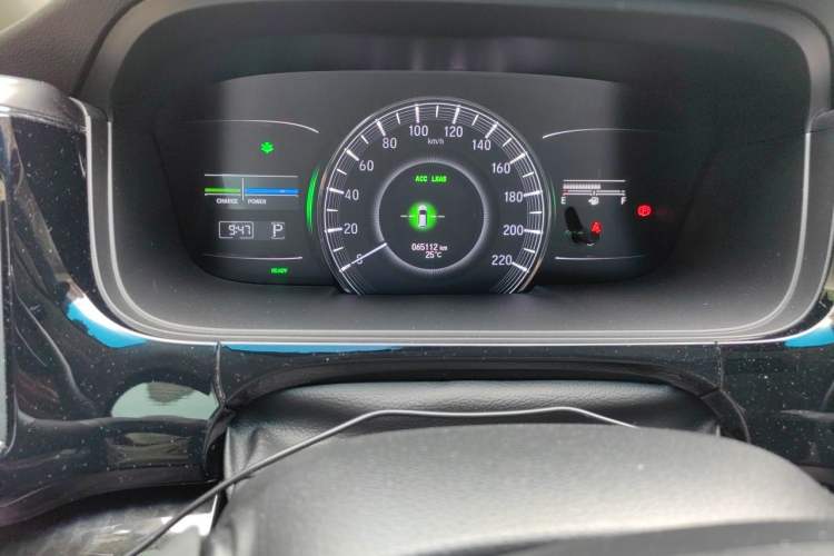 Used Honda Elysion 2019 2.0L Hybrid Luxury Edition Odometer Close Up