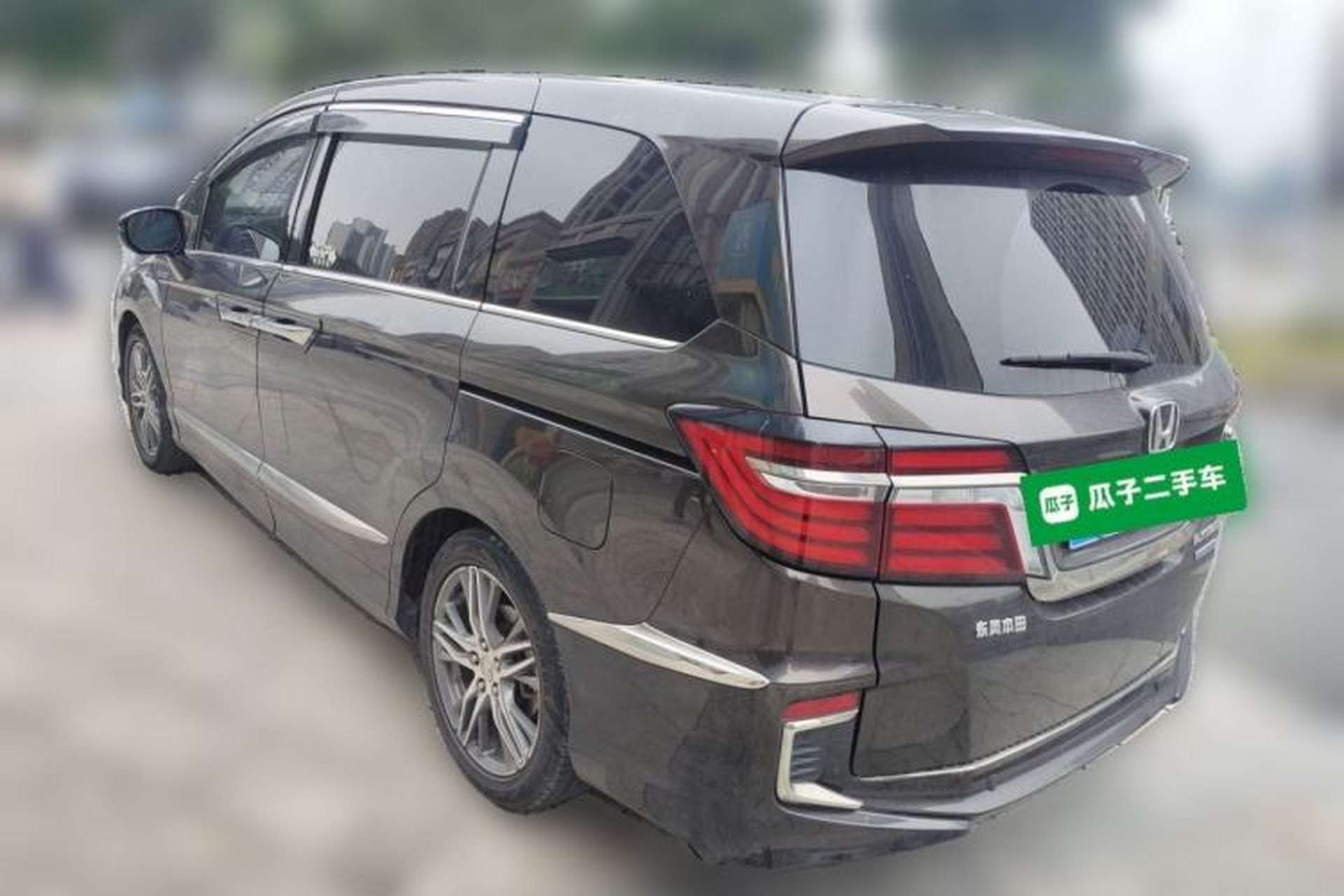 Used Honda Elysion 2019 2.0L Hybrid Luxury Edition Rear Left 45 Deg