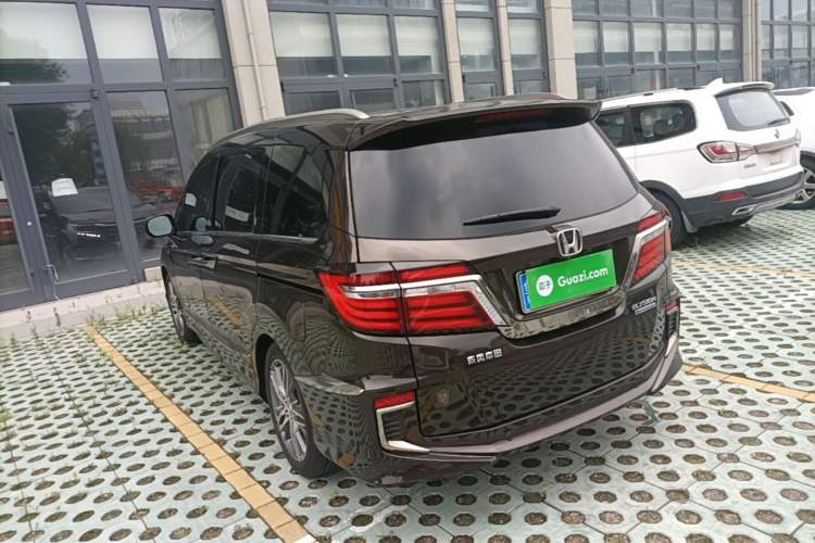 Used Honda Elysion 2019 2.0L Hybrid Luxury Edition Rear Left 45 Deg