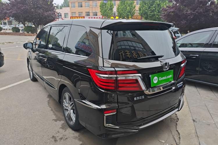 Used Honda Elysion 2019 2.0L Hybrid Luxury Edition Rear Left 45 Deg