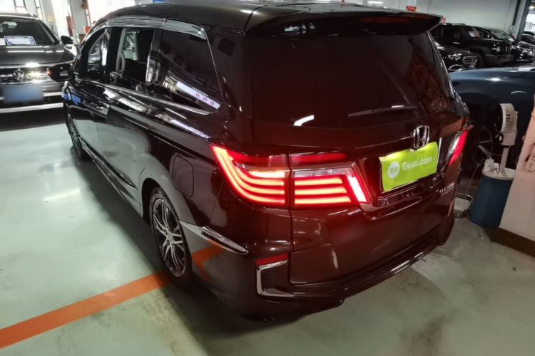 Used Honda Elysion 2019 2.0L Hybrid Luxury Edition Rear Left 45 Deg