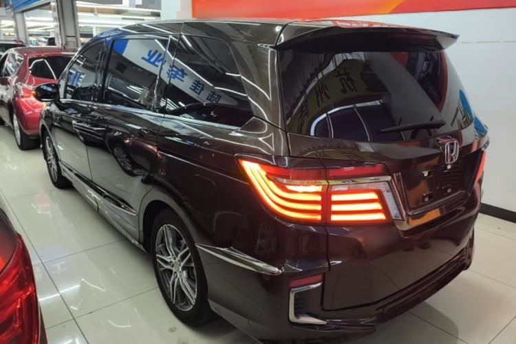 Used Honda Elysion 2019 2.0L Hybrid Supreme Edition Rear Left 45 Deg