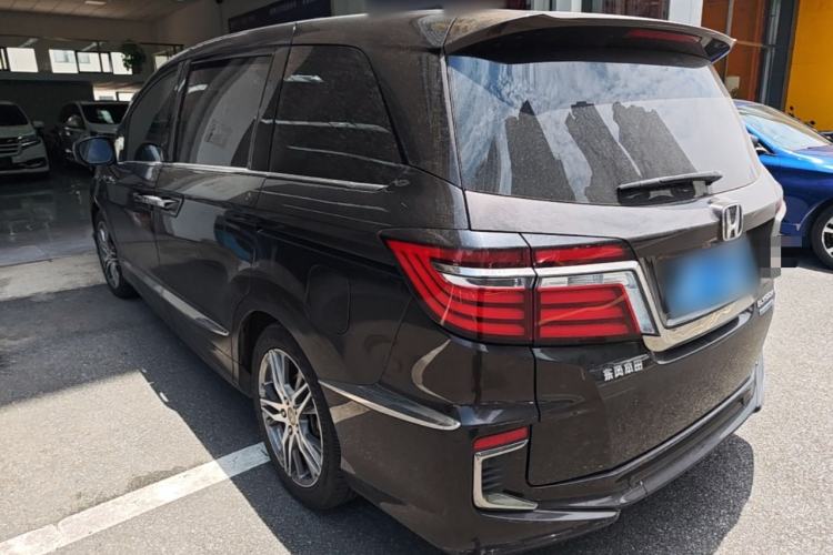 Used Honda Elysion 2019 2.0L Hybrid Luxury Edition Rear Left 45 Deg