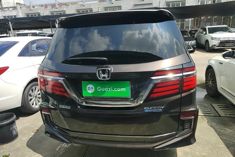 Used Honda Elysion 2019 2.0L Hybrid Luxury Edition Rear