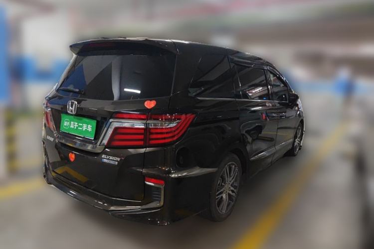 Used Honda Elysion 2019 2.0L Hybrid Luxury Edition Rear Right 45 Deg
