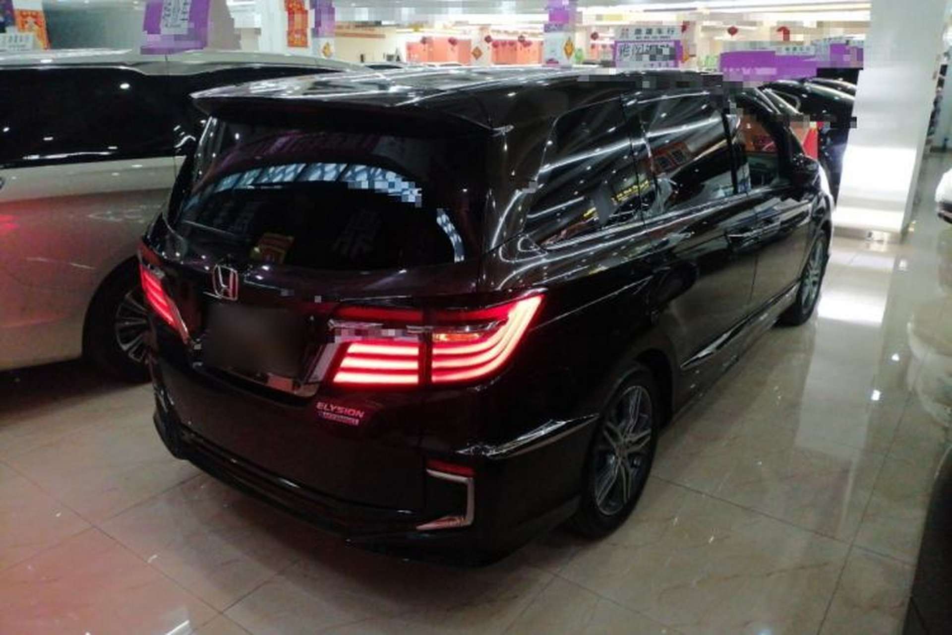 Used Honda Elysion 2019 2.0L Hybrid Luxury Edition Rear Right 45 Deg
