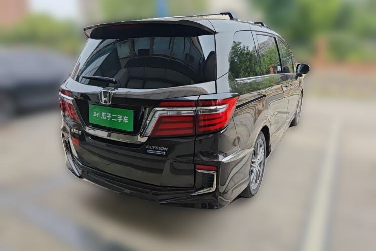 Used Honda Elysion 2019 2.0L Hybrid Luxury Edition Rear Right 45 Deg